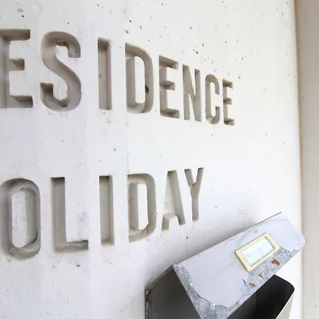 Holiday * 卡奥莱