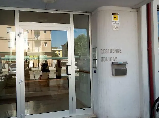 Holiday Διαμέρισμα *